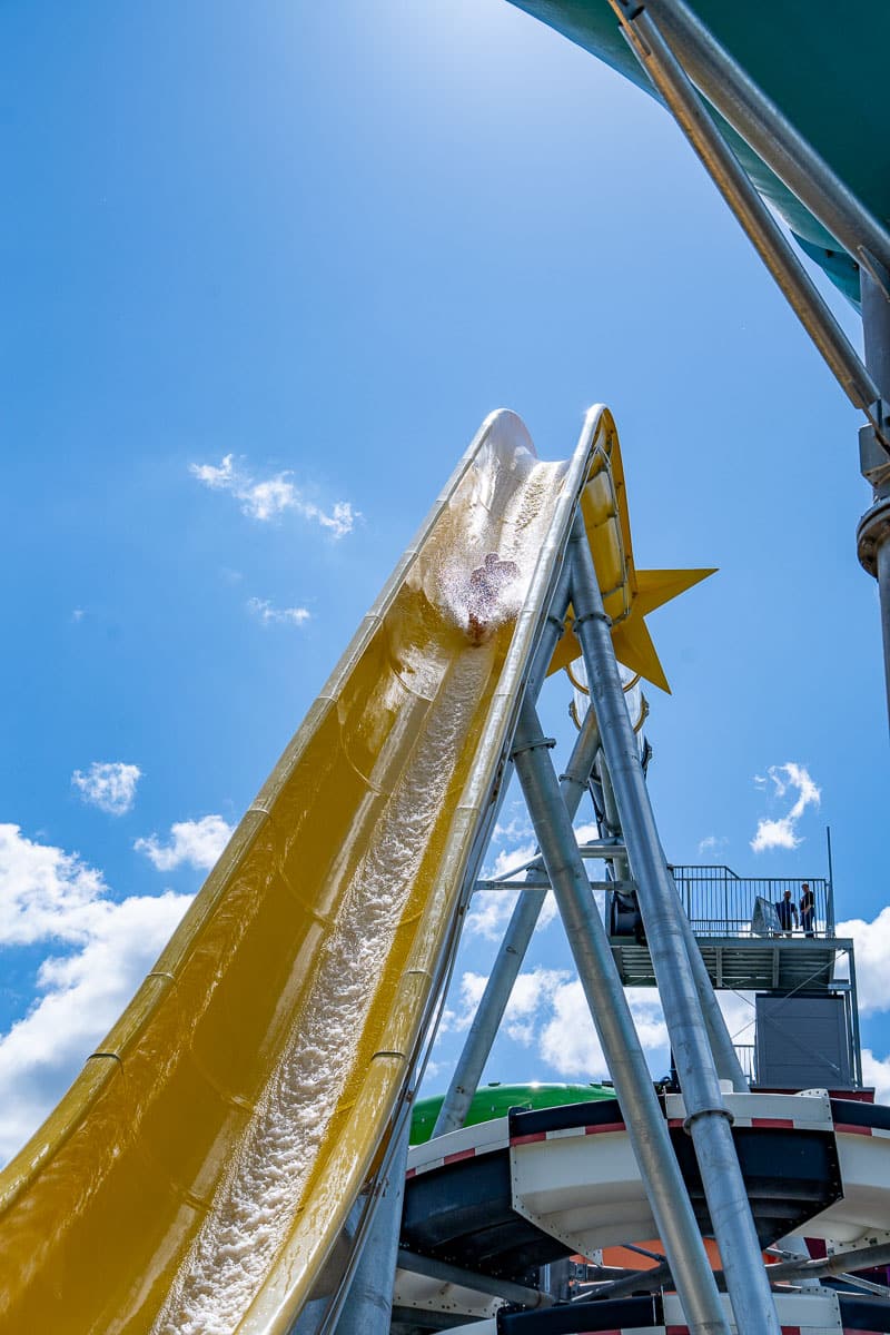 Shootingstar Wasserrutsche Aquamagis Erlebnisbad