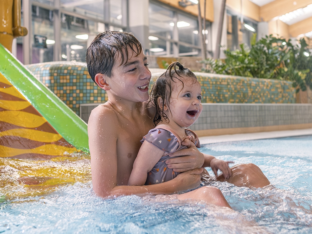 Family Five Bileti: Beş kişi için 99 € karşılığında AquaMagis’e giriş